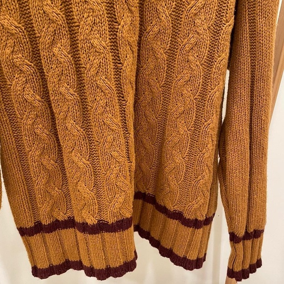 Vintage Cable Knit Varsity Stripe V-neck Longline Sweater in Mustard/Burgundy - Picture 4 of 6